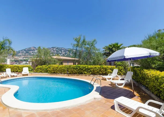 Club Villamar - Comodo Villa